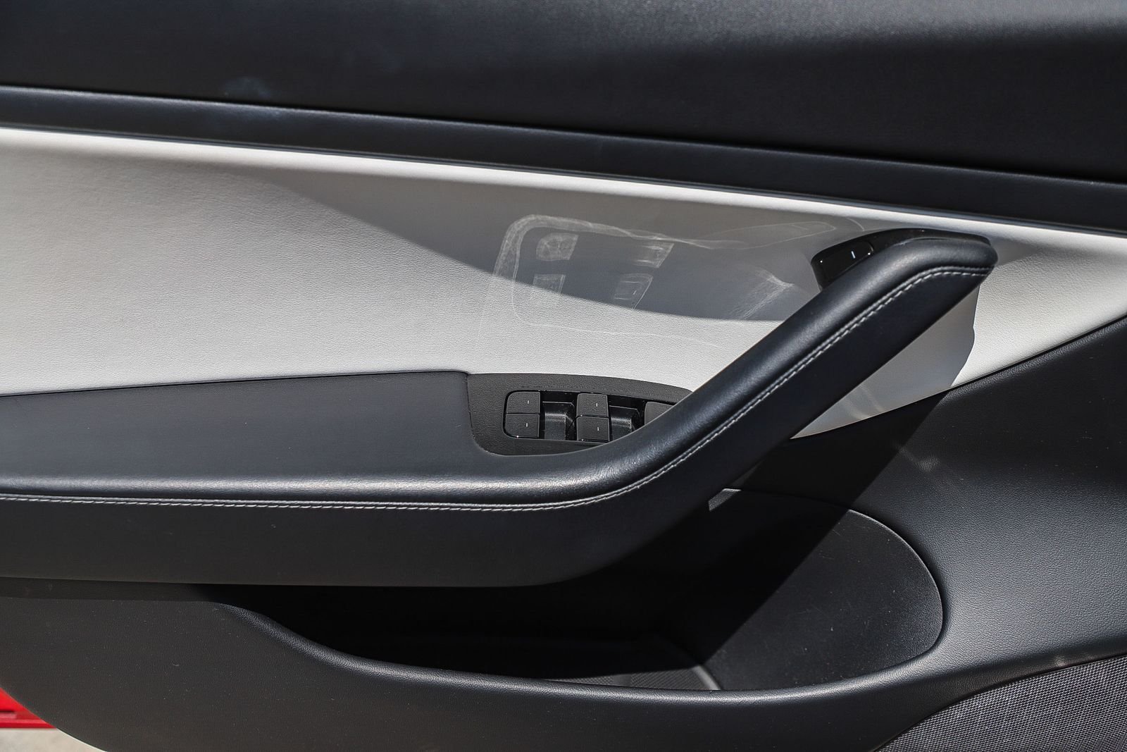 Used 2020 Tesla Model 3 Standard Range Plus RWD image 19