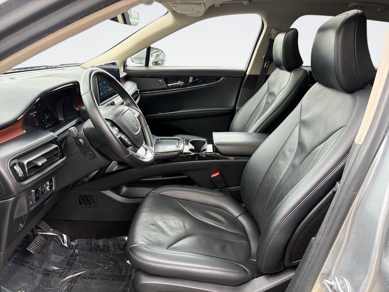 Used 2023 Lincoln Nautilus Reserve AWD/4WD image 21