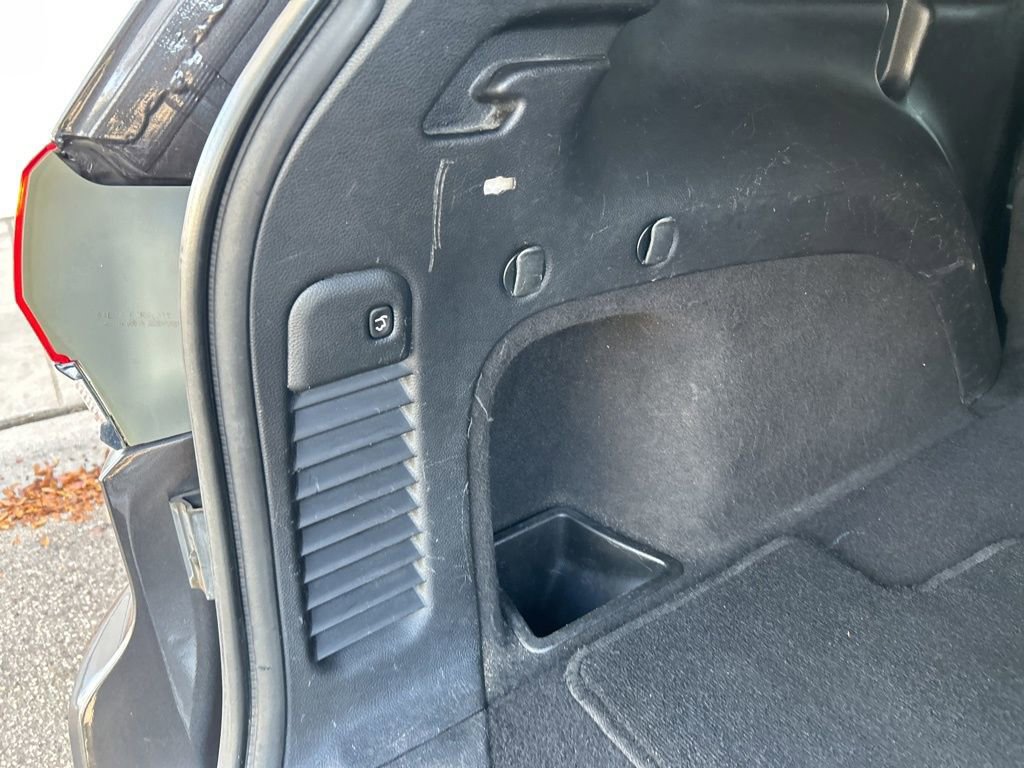 Used 2019 Jeep Grand Cherokee Limited w/ Luxury Group II image 38