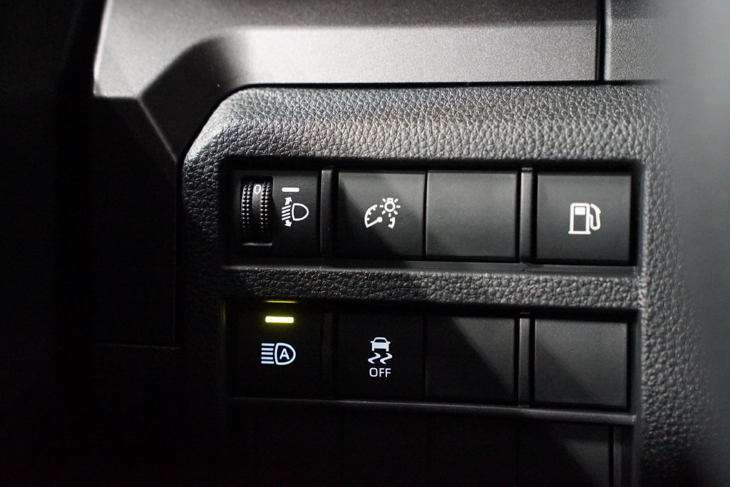 New 2026 Toyota 4Runner SR5 AWD/4WD image 25