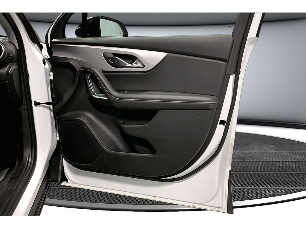 Used 2023 Chevrolet Blazer LT w/ Convenience Package image 24
