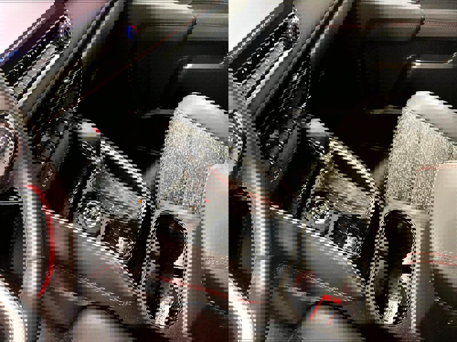 Used 2024 Chevrolet Colorado Z71 w/ Z71 Convenience Package 2 image 20