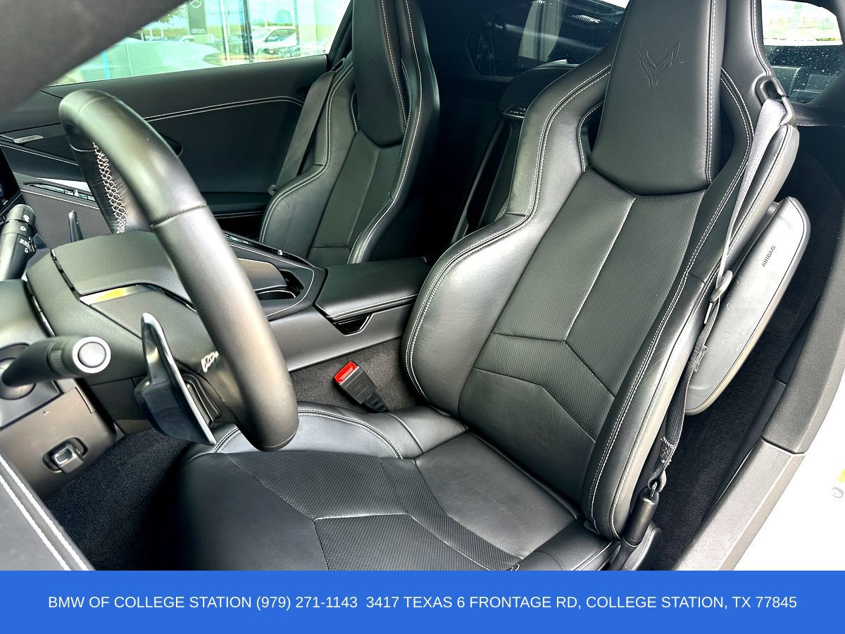 Used 2022 Chevrolet Corvette Stingray Coupe RWD image 11