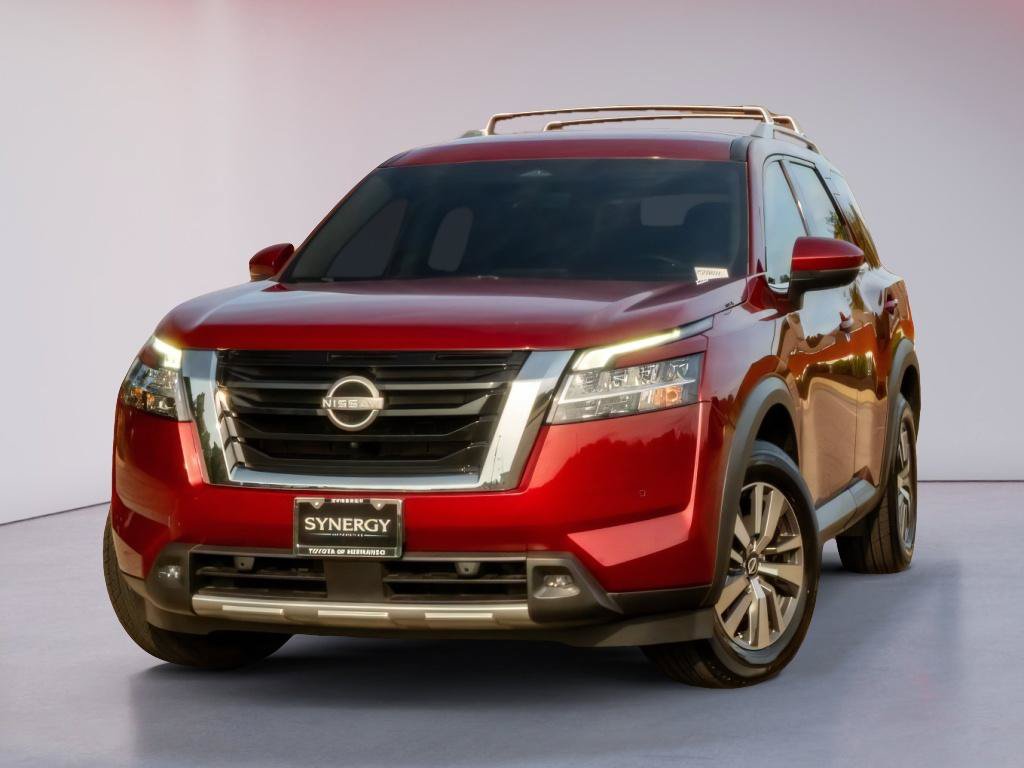 Used 2023 Nissan Pathfinder SL FWD image 1