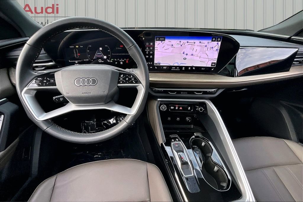 Used 2025 Audi Q5 Premium w/ Convenience Package AWD/4WD image 7