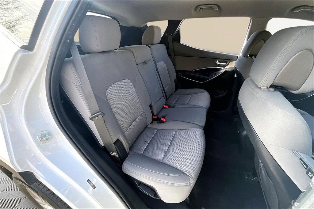 Used 2017 Hyundai Santa Fe Sport image 27