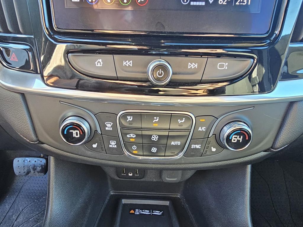 Used 2022 Chevrolet Traverse LT w/ LPO, Floor Liner Package image 21