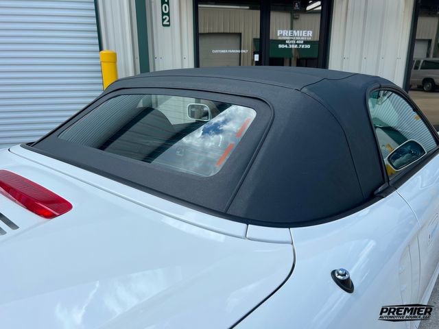 Used 2003 Toyota MR2 Spyder image 39