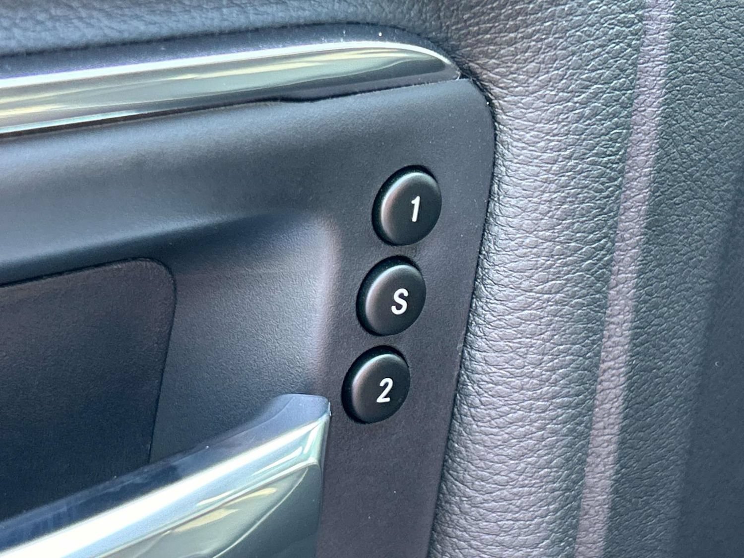 New 2026 RAM 2500 Laramie w/ Night Edition AWD/4WD image 26