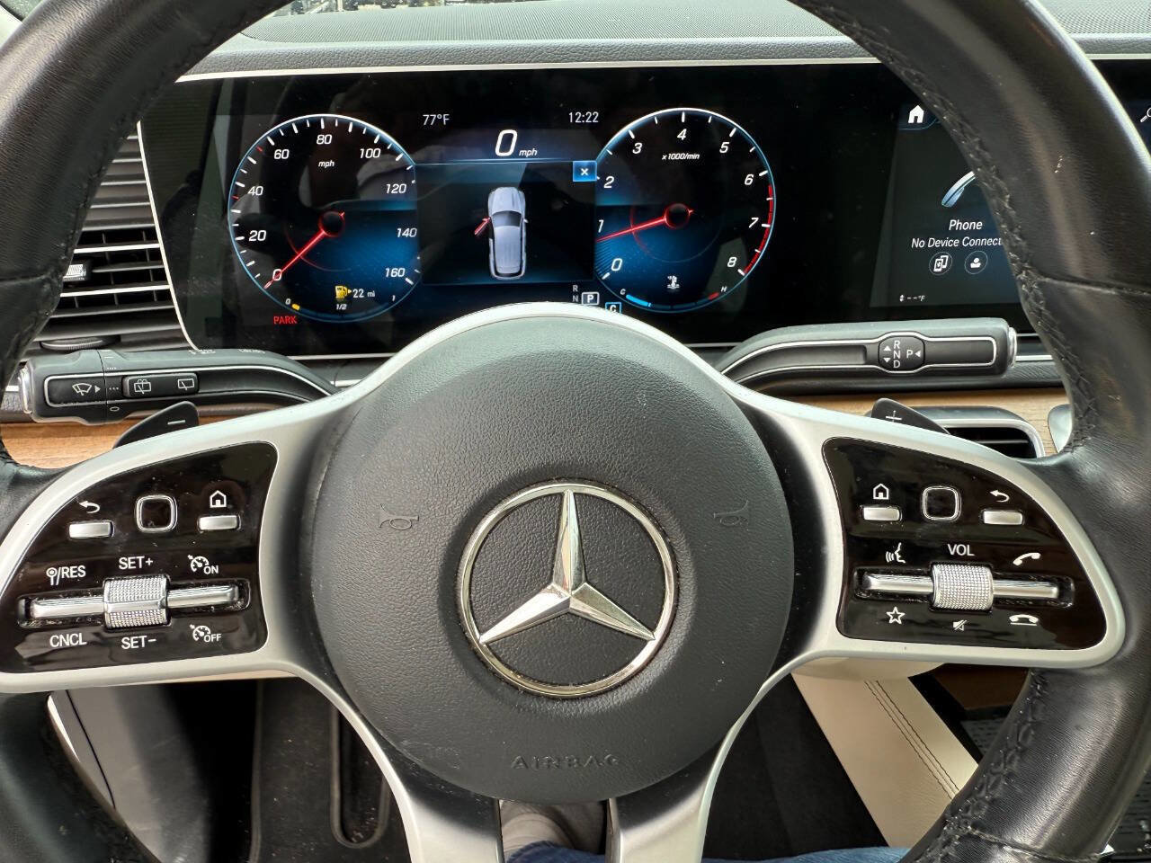 Used 2021 Mercedes-Benz GLE 350 w/ AMG Line Exterior image 14