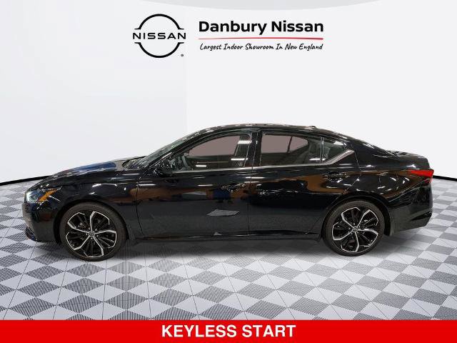 Certified 2023 Nissan Altima 2.5 SR w/ SR Premium Package FWD image 7