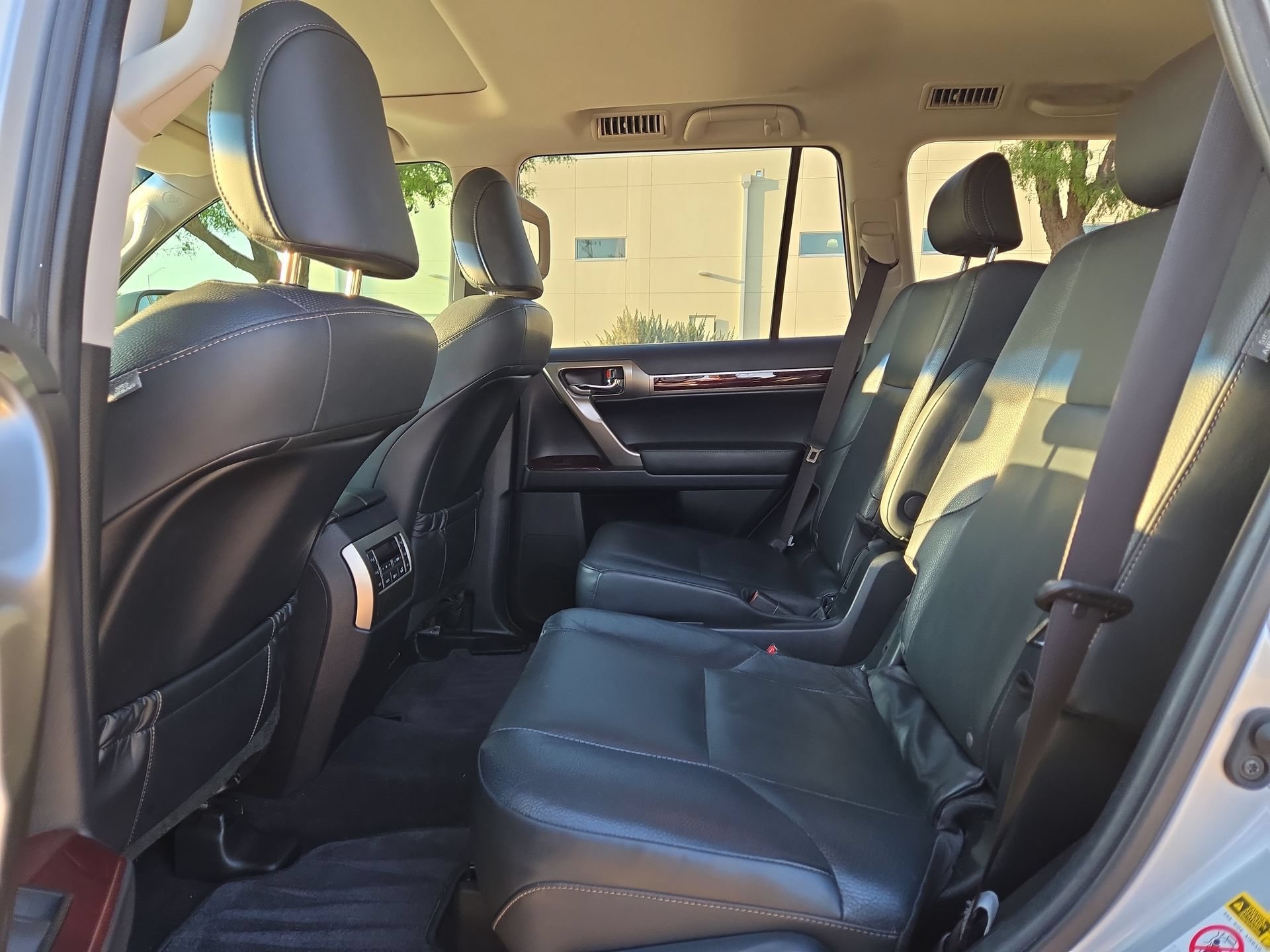 Used 2019 Lexus GX 460 Premium AWD/4WD image 13