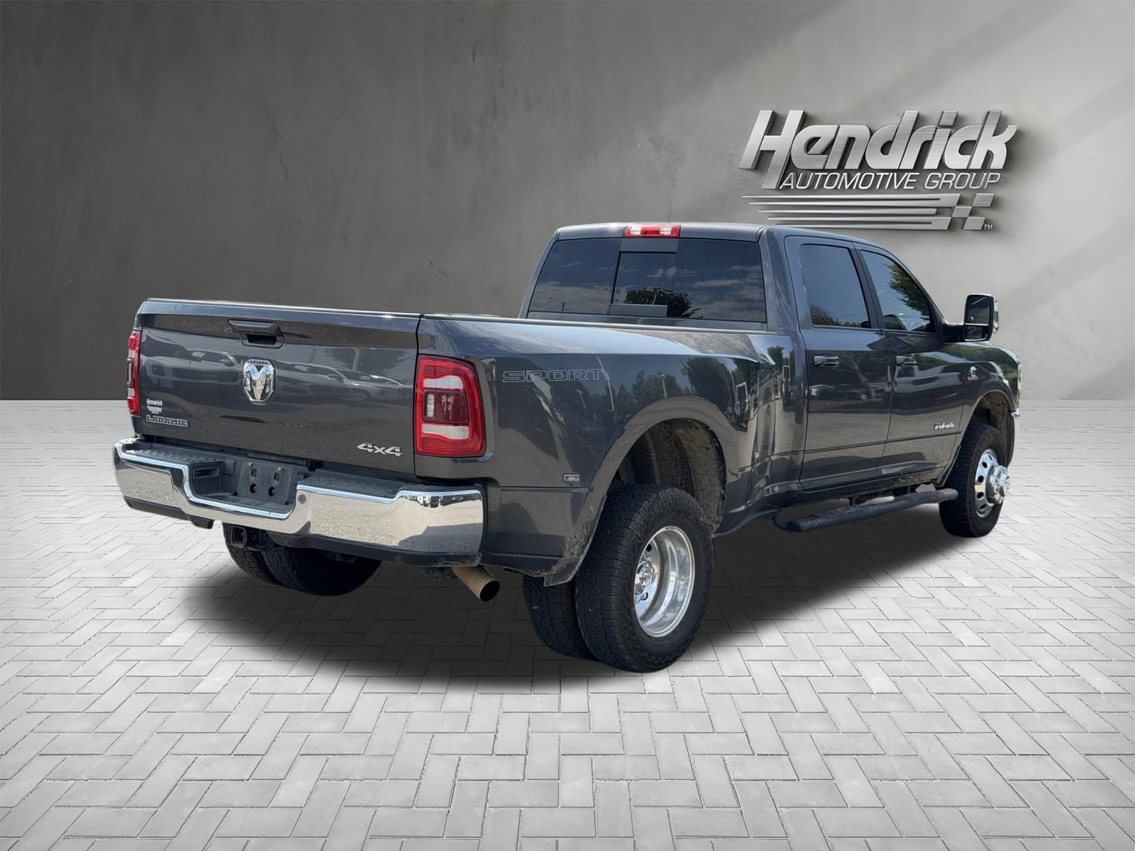 Used 2023 RAM 3500 Laramie AWD/4WD image 9