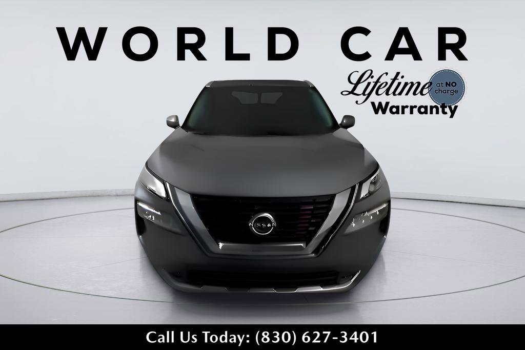 Used 2022 Nissan Rogue SL w/ SL Premium Package image 2