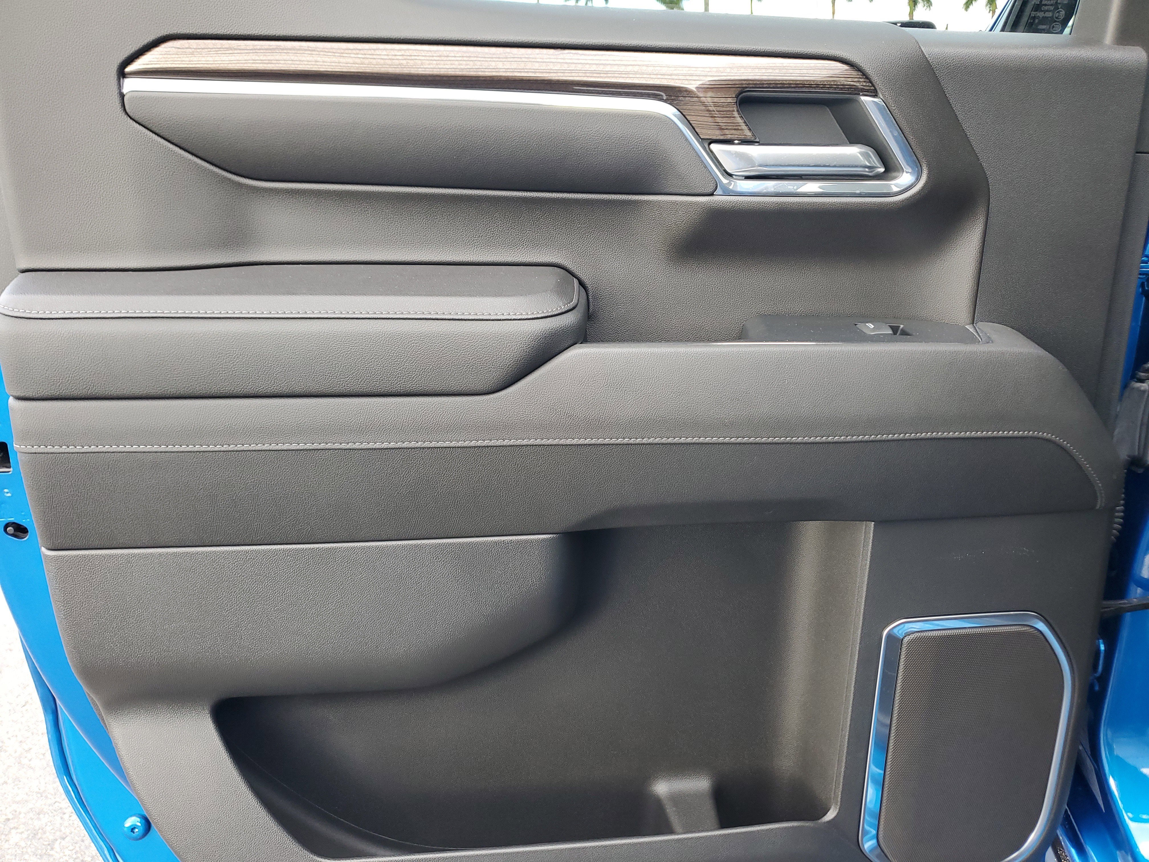 Used 2023 Chevrolet Silverado 1500 RST image 26