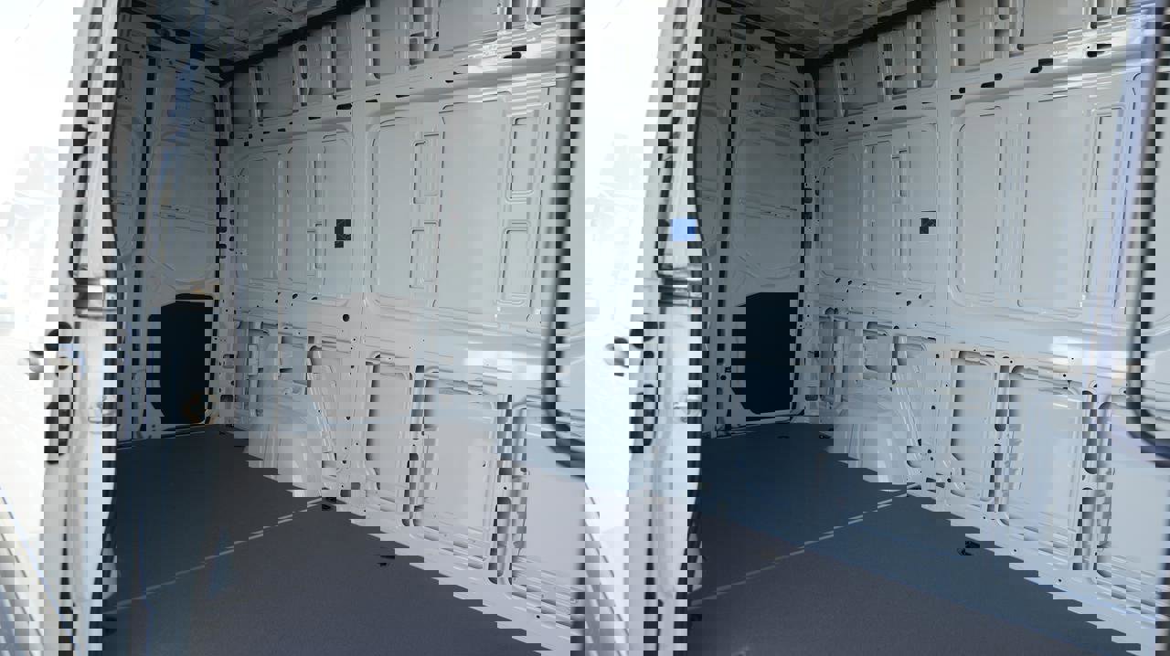 Used 2024 Mercedes-Benz Sprinter 144 Cargo image 8
