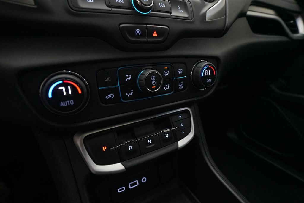 Used 2022 GMC Terrain SLE w/ Driver Convenience Package image 21