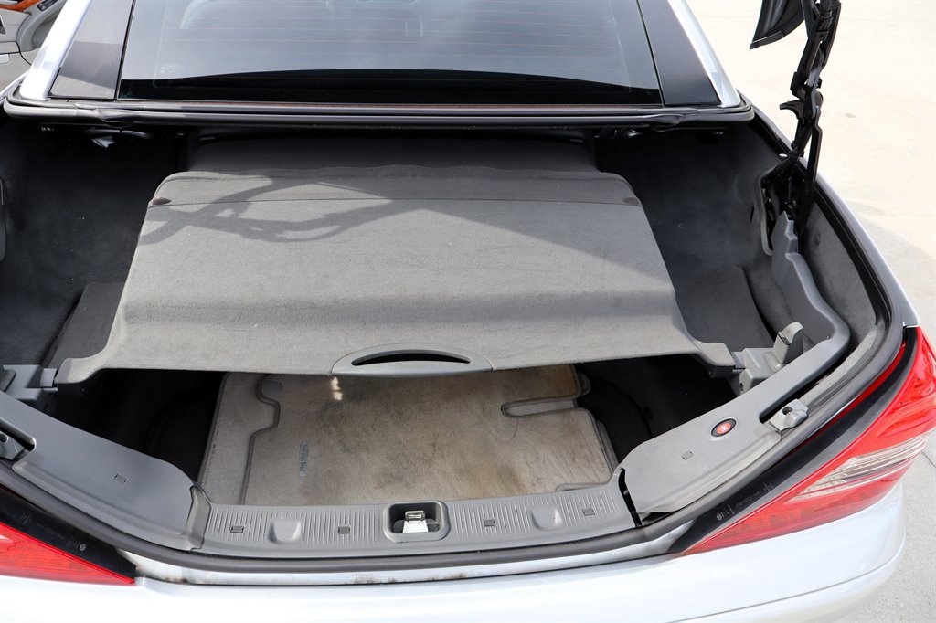 Used 2008 Mercedes-Benz SL 550 image 38