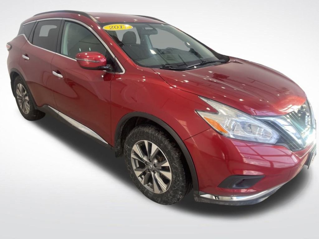 Used 2017 Nissan Murano SV image 3