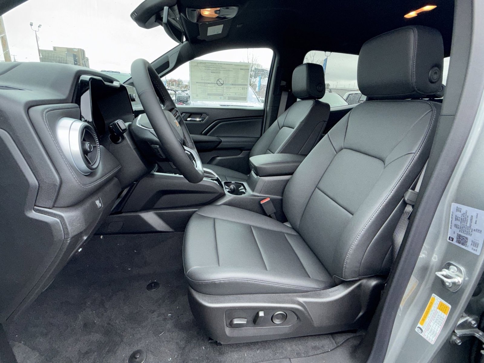 New 2026 Chevrolet Colorado LT w/ LT Convenience Package AWD/4WD image 13