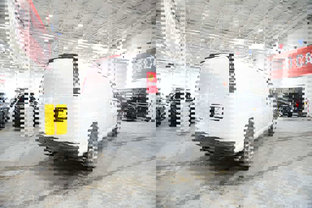 Used 2021 Chevrolet Express 3500 Extended w/ Driver Convenience Package image 11