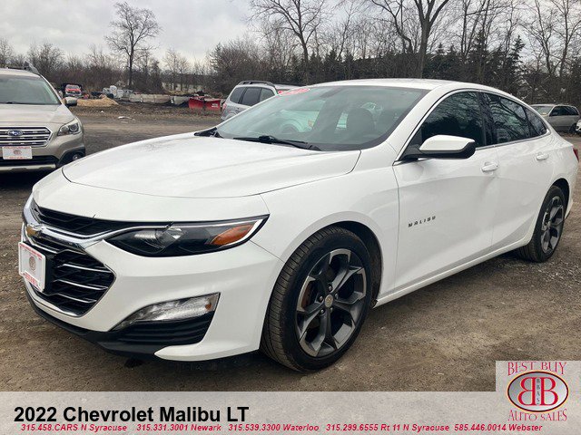 Used 2022 Chevrolet Malibu LT image 2