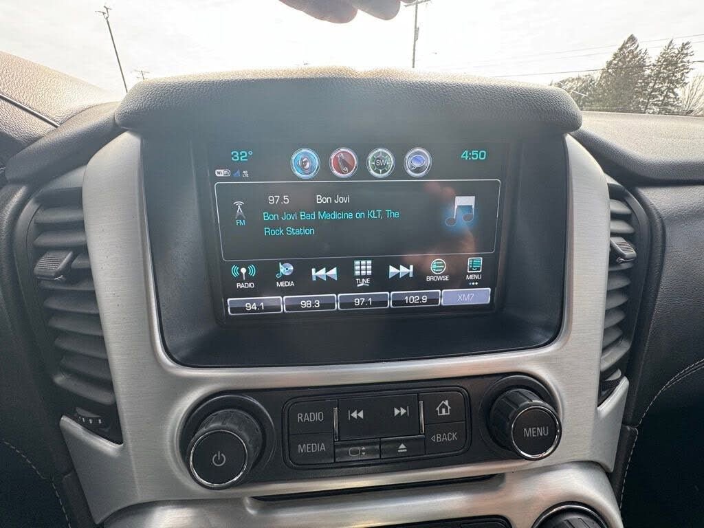 Used 2020 GMC Yukon SLE w/ SLE Value Package image 24