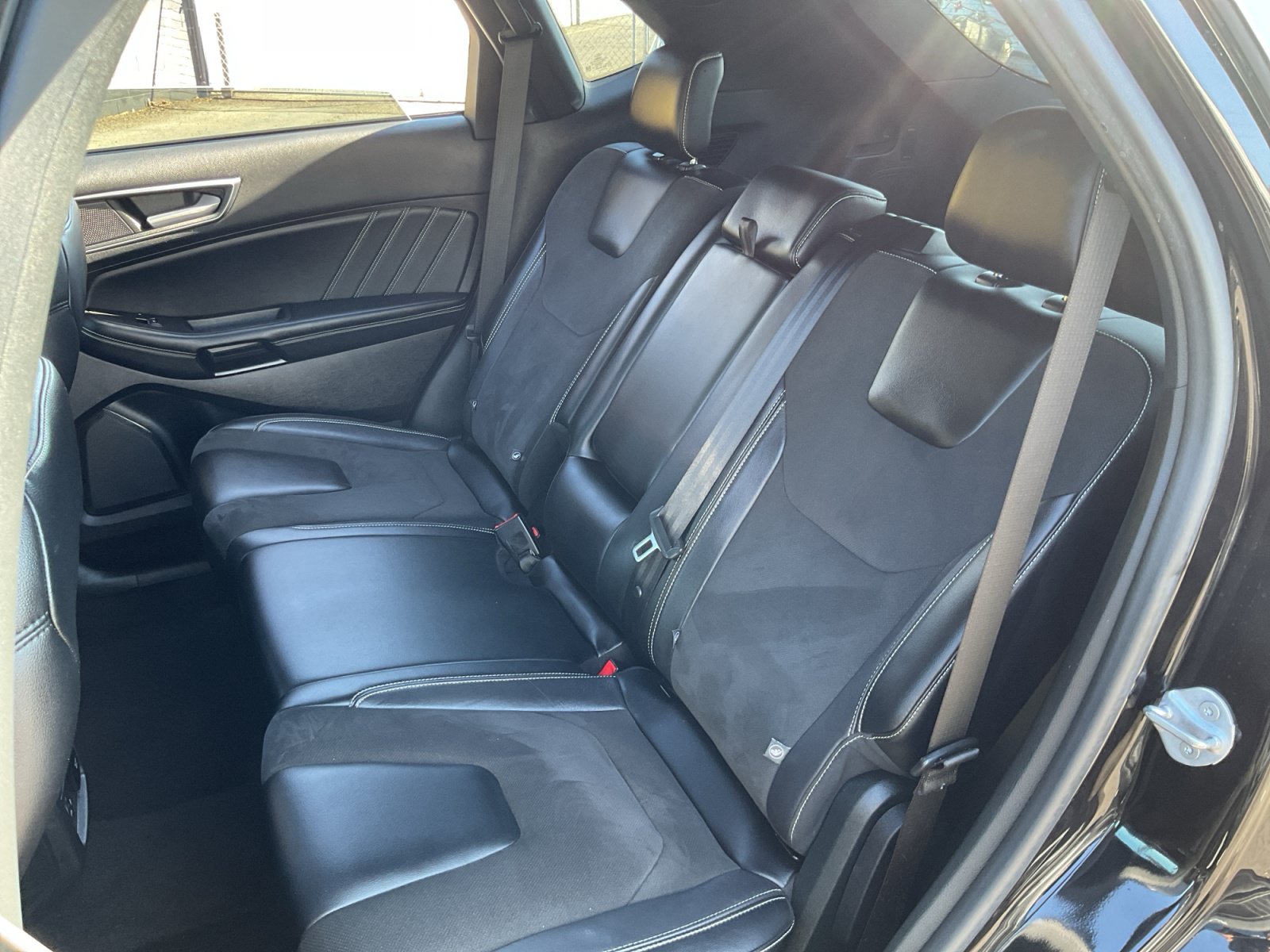 Used 2022 Ford Edge ST w/ Equipment Group 401A AWD/4WD image 19