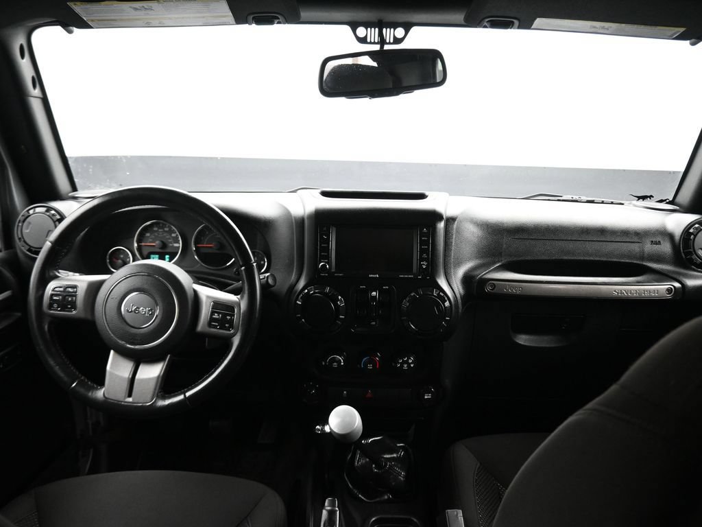 Used 2016 Jeep Wrangler Unlimited Sport AWD/4WD image 29