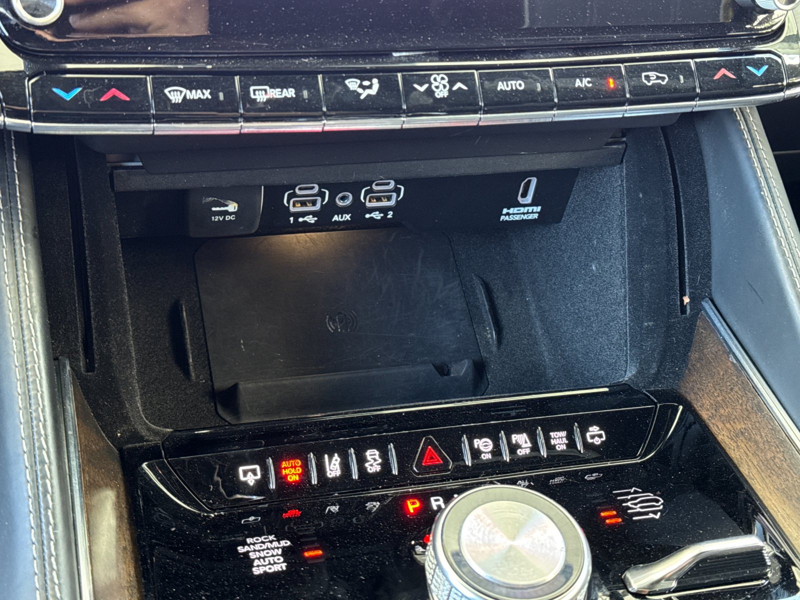 Used 2022 Jeep Grand Wagoneer Series II w/ Premium Group II AWD/4WD image 22