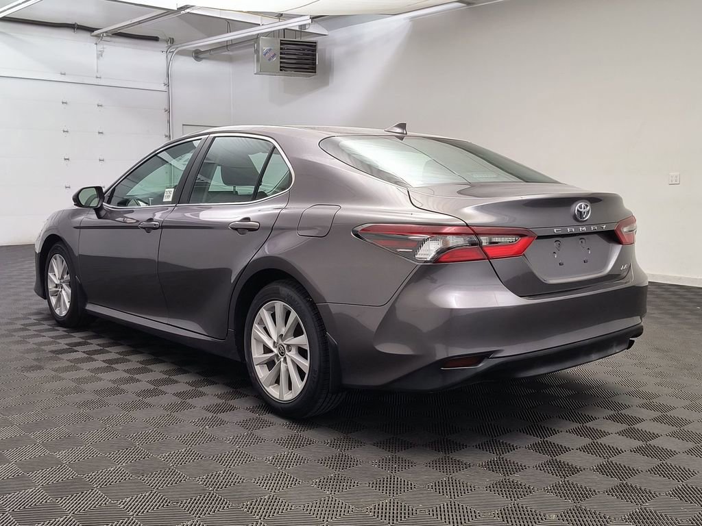 Used 2023 Toyota Camry LE FWD image 3
