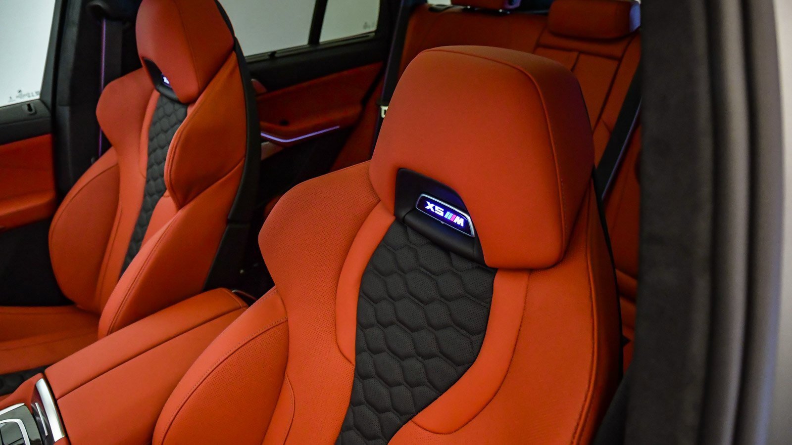 New 2026 BMW X5 M Competition w/ Executive Package image 32