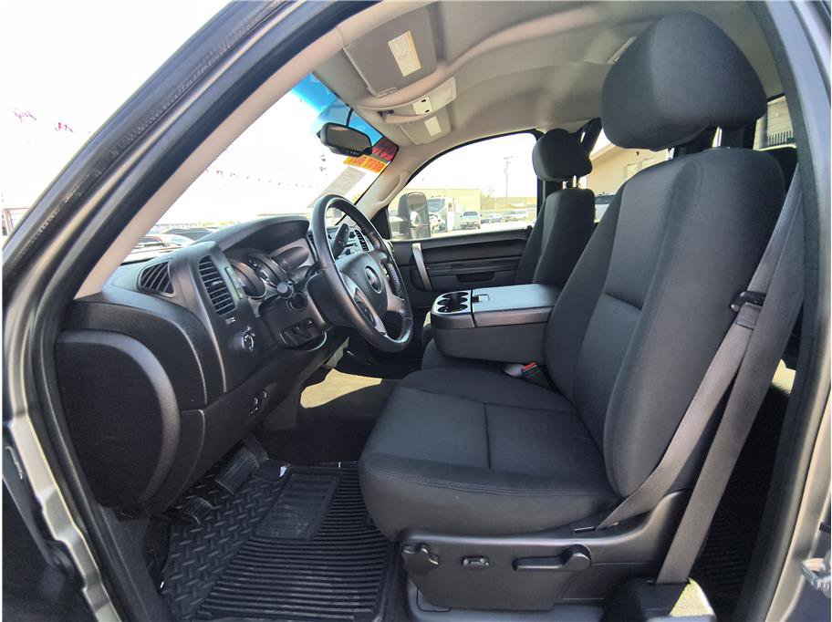 Used 2013 GMC Sierra 2500 SLE w/ SLE Preferred Package image 9