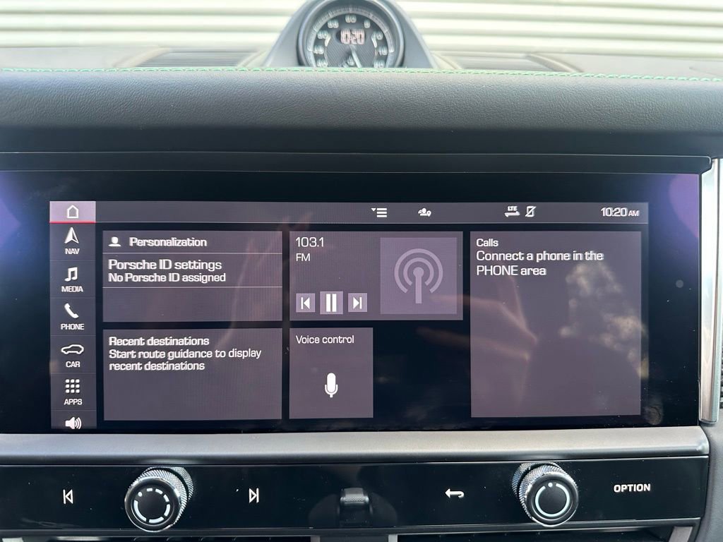 Certified 2026 Porsche Macan GTS image 29