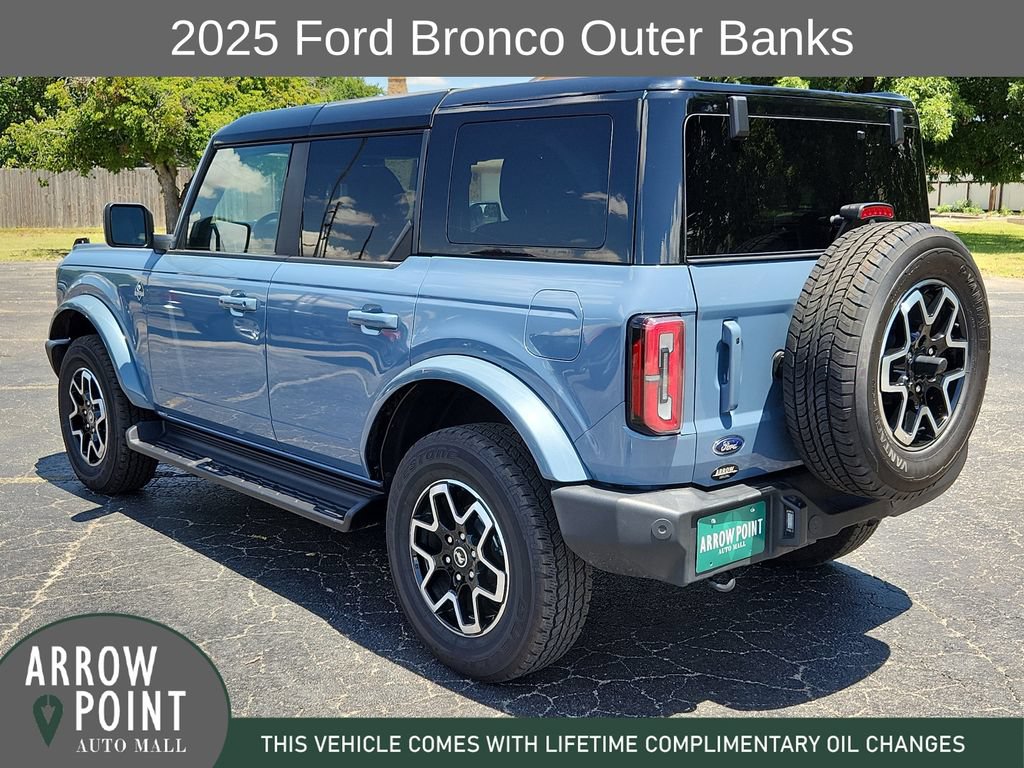 Used 2025 Ford Bronco Outer Banks AWD/4WD image 8