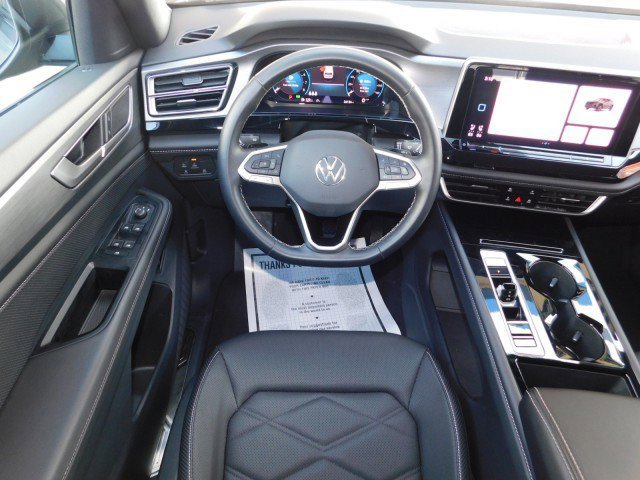 Used 2025 Volkswagen Atlas Cross Sport SE image 13
