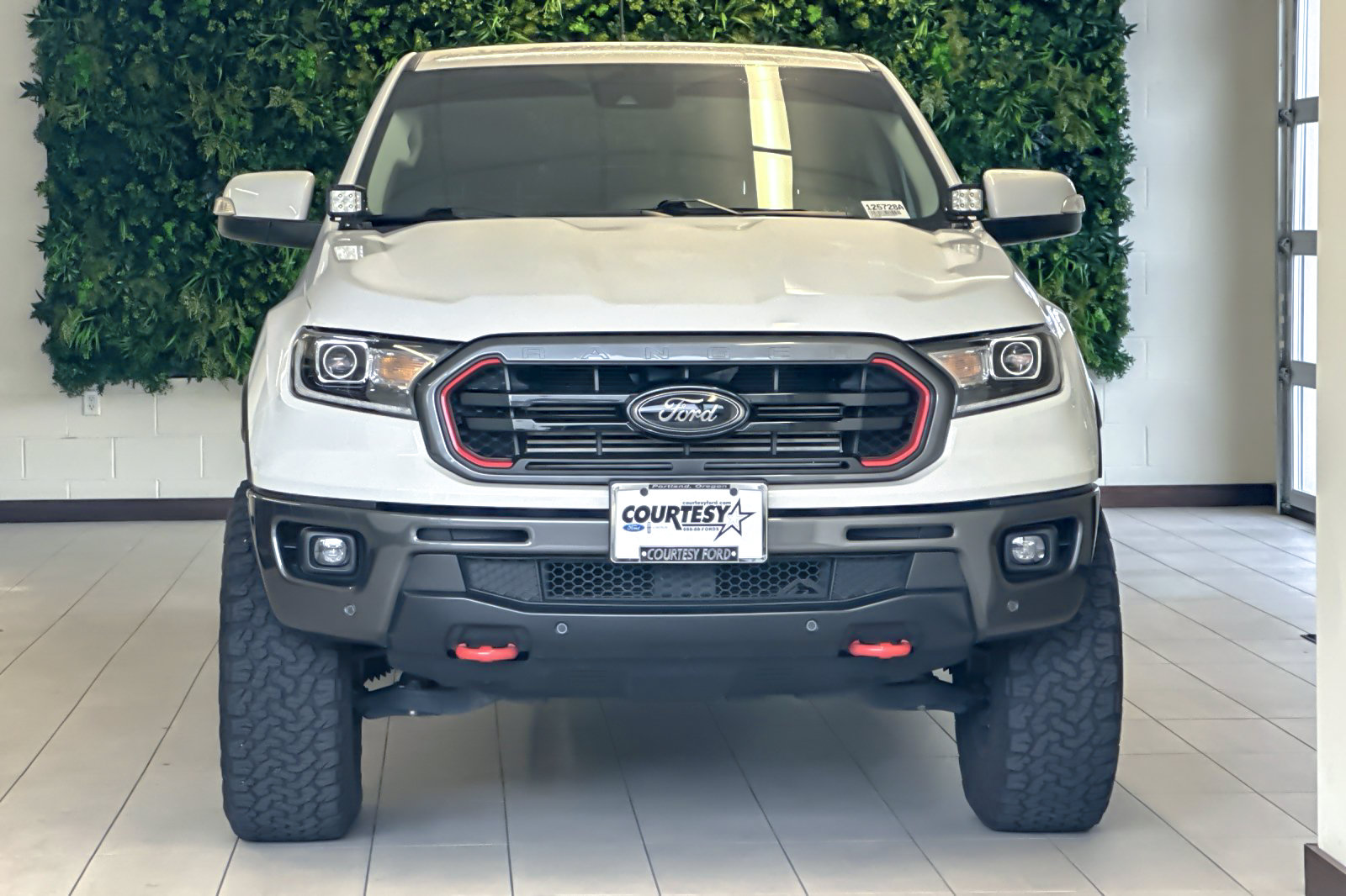 Used 2023 Ford Ranger Lariat w/ Tremor Off-Road Package AWD/4WD image 9