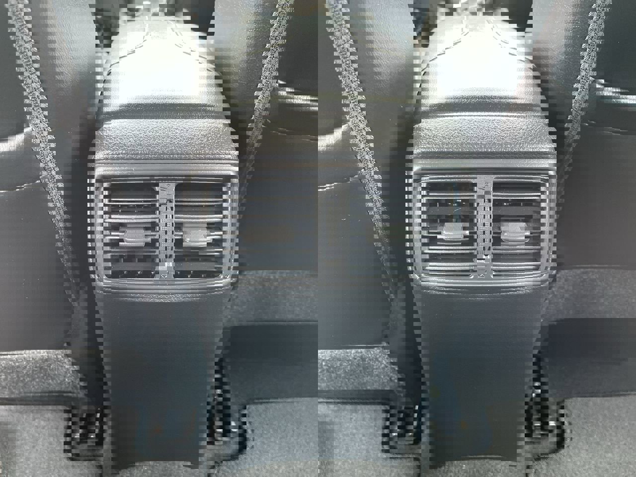 Used 2022 Nissan Rogue Sport SV w/ Technology Package AWD/4WD image 19