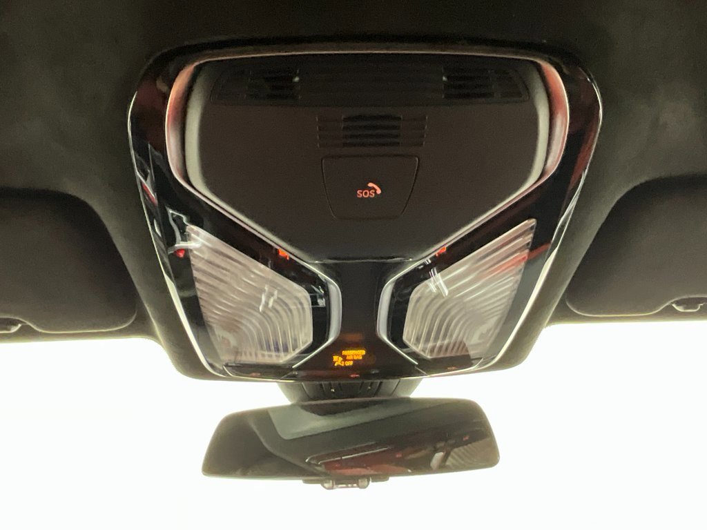 Used 2025 BMW M8 Competition w/ M Carbon Exterior Package image 12