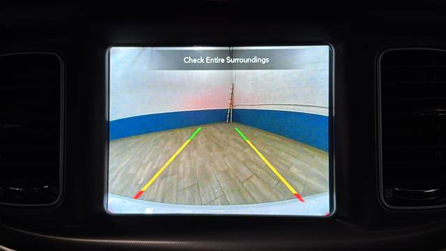 Used 2022 Dodge Charger Scat Pack w/ Dynamics Package image 25