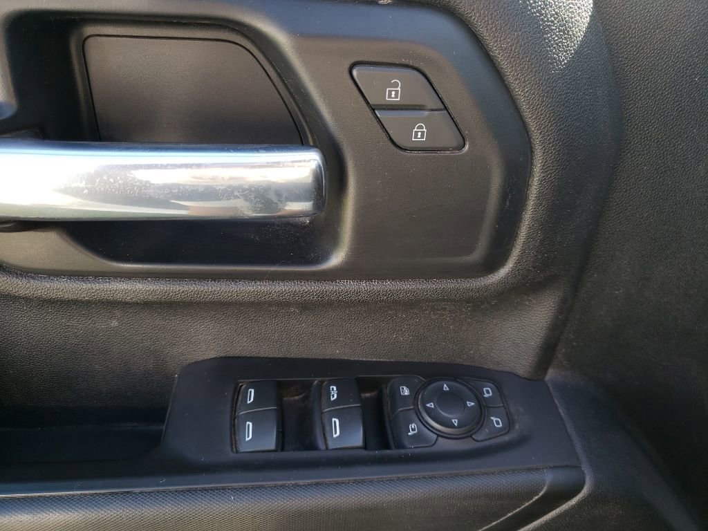 Used 2021 GMC Sierra 2500 4x4 Crew Cab w/ Gooseneck/5TH Wheel Package image 24