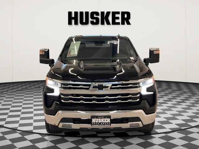 Certified 2023 Chevrolet Silverado 1500 LTZ w/ LTZ Premium Package AWD/4WD image 2
