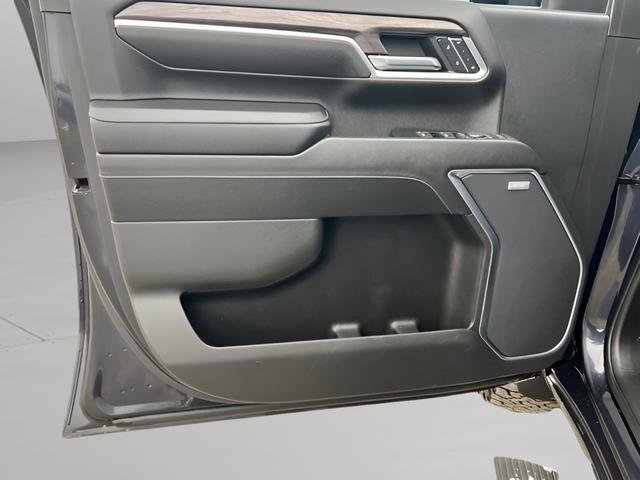 Used 2024 Chevrolet Silverado 3500 LTZ w/ LTZ Plus Package image 14