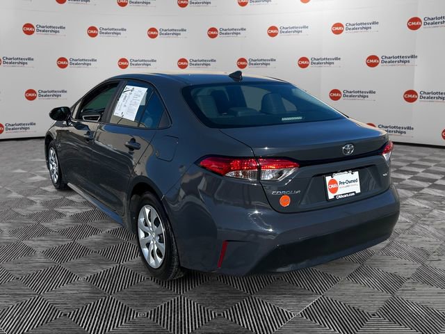 Used 2023 Toyota Corolla LE image 3