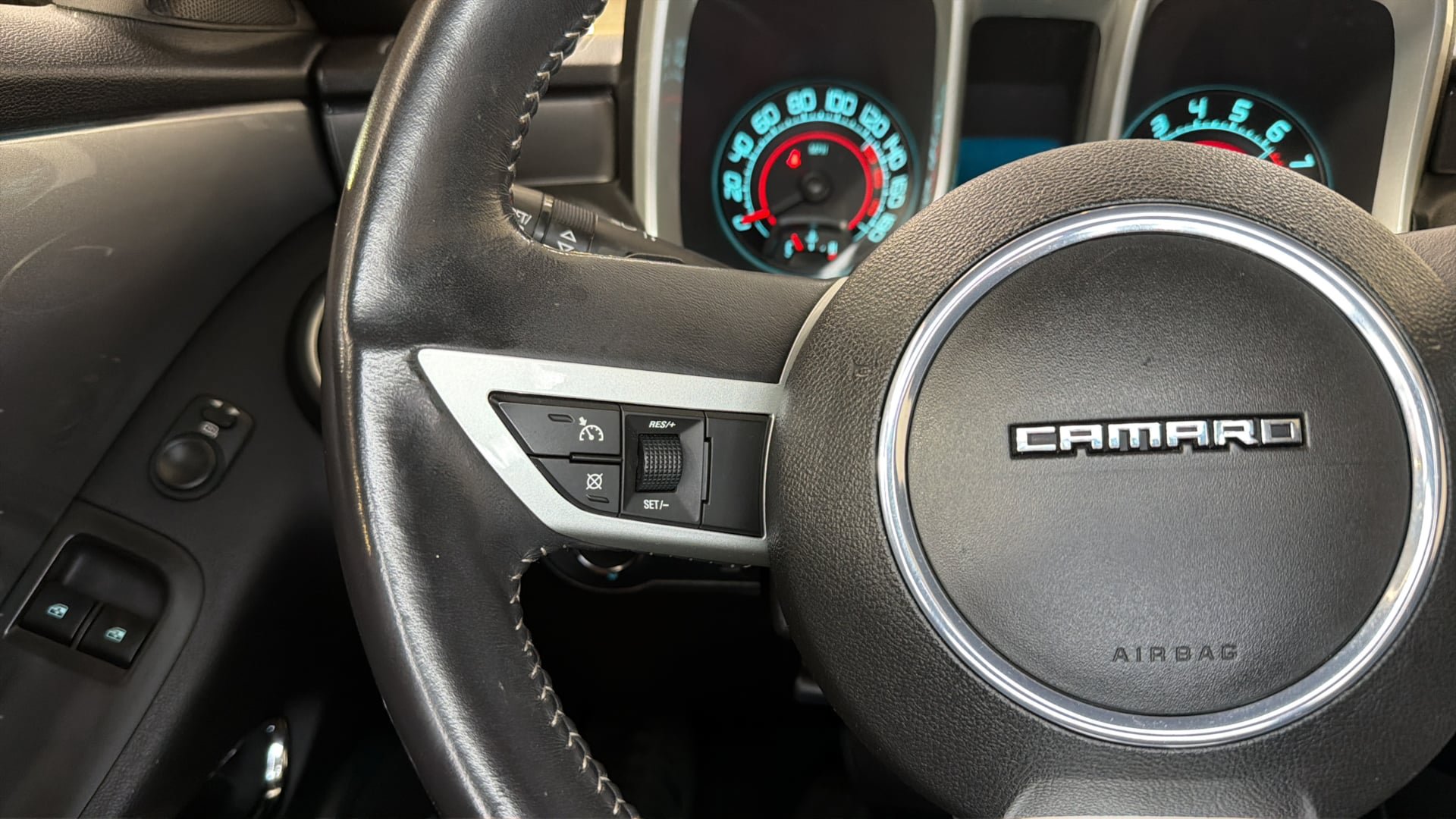 Used 2010 Chevrolet Camaro SS w/ RS Package RWD image 27