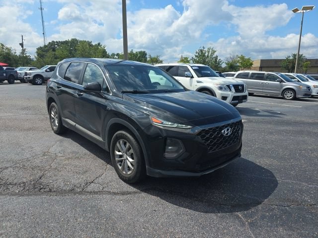 Used 2019 Hyundai Santa Fe SE FWD image 1
