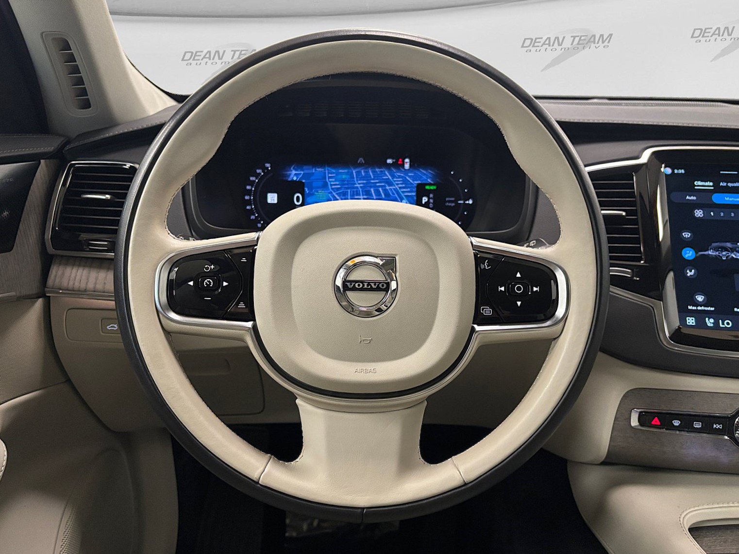 Used 2023 Volvo XC90 T8 Ultimate w/ Protection Package Premier AWD/4WD image 42