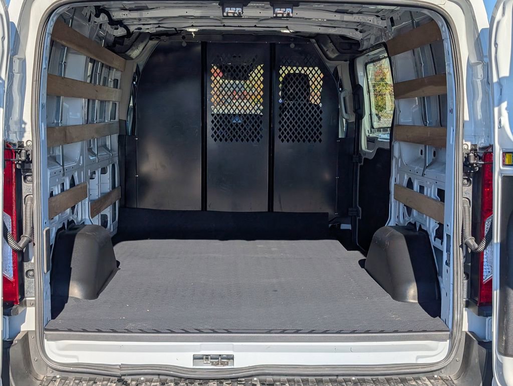 Used 2024 Ford Transit 250 Low Roof w/ Exterior Upgrade Package image 9