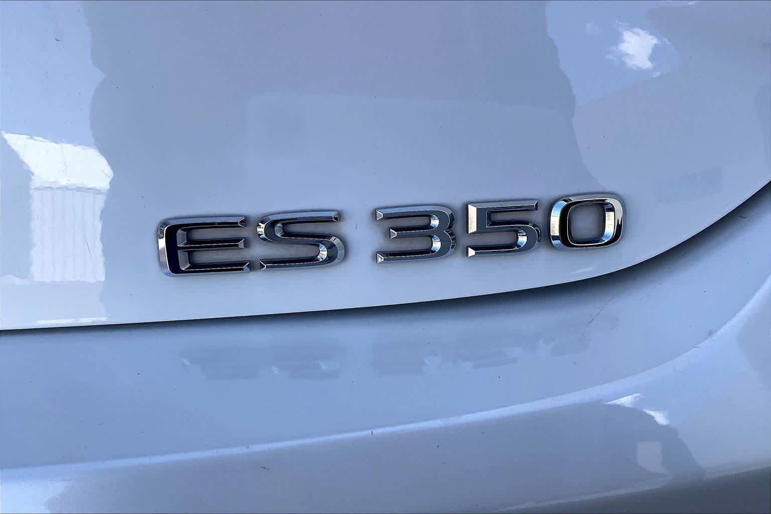 Used 2019 Lexus ES 350 F Sport w/ Accessory Package 2 image 30