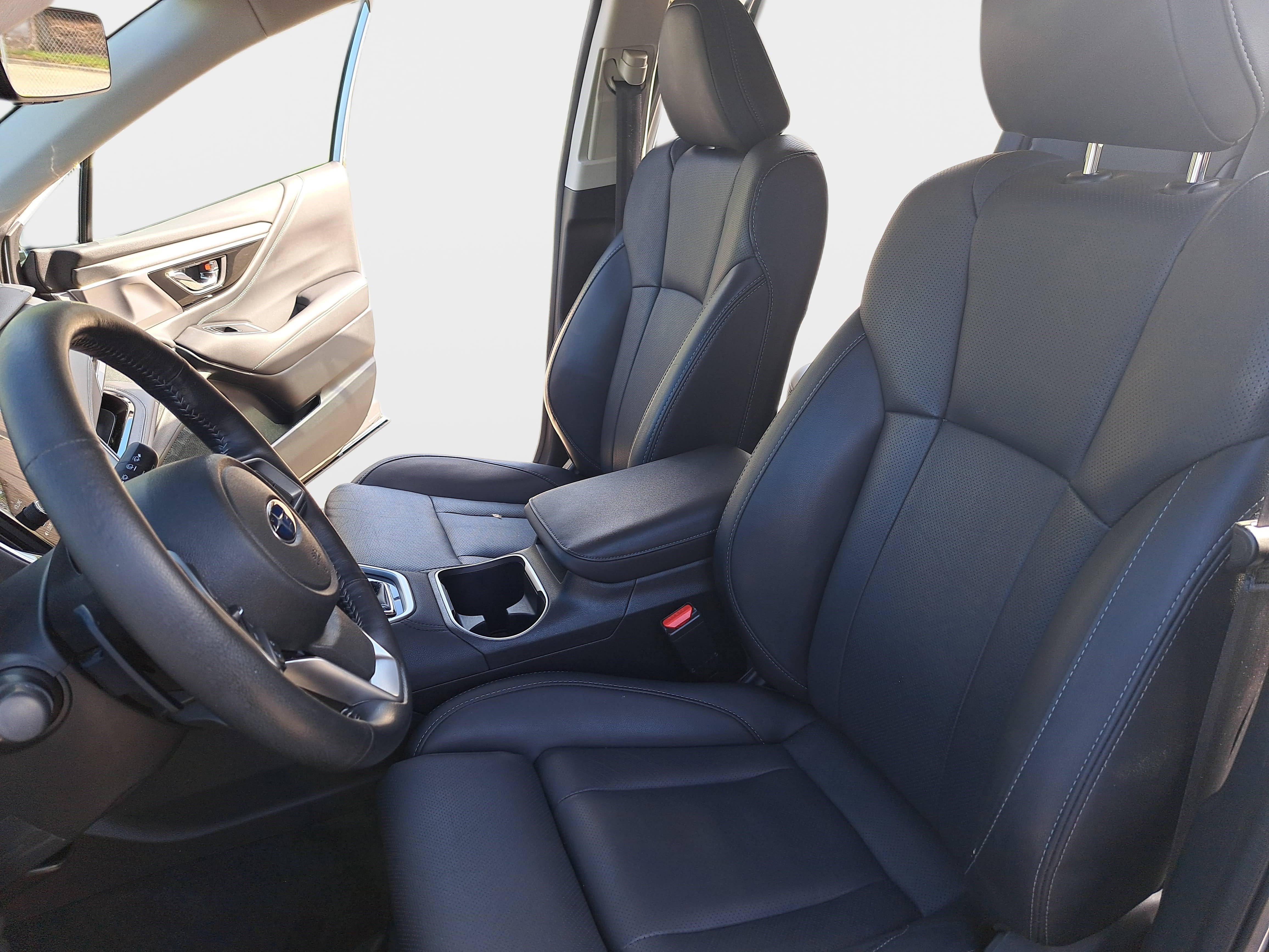 Used 2022 Subaru Outback Limited XT image 15